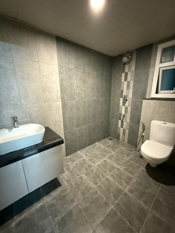 Bathroom in 2.5 BHK Apartment at Prestige Tranquil, Kokapet – for Rent