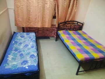 Bedroom in 2 BHK Apartment at Crystal Tower, Parel – for Rent
