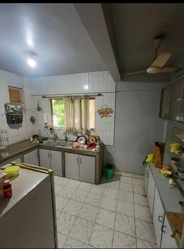 Kitchen in 3 BHK Apartment at Sayali Terrace, Shastrinagar – for Rent