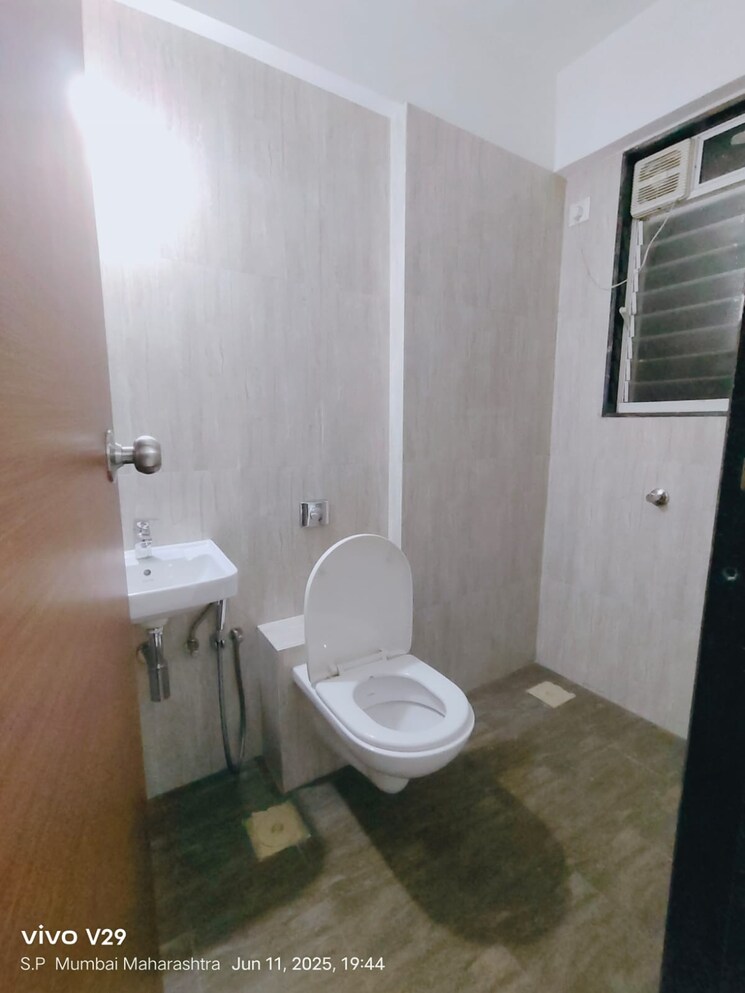 Bathroom, lower parel 1 Bedroom 465 Sq.Ft. Apartment In Lower Parel Mumbai 8799710