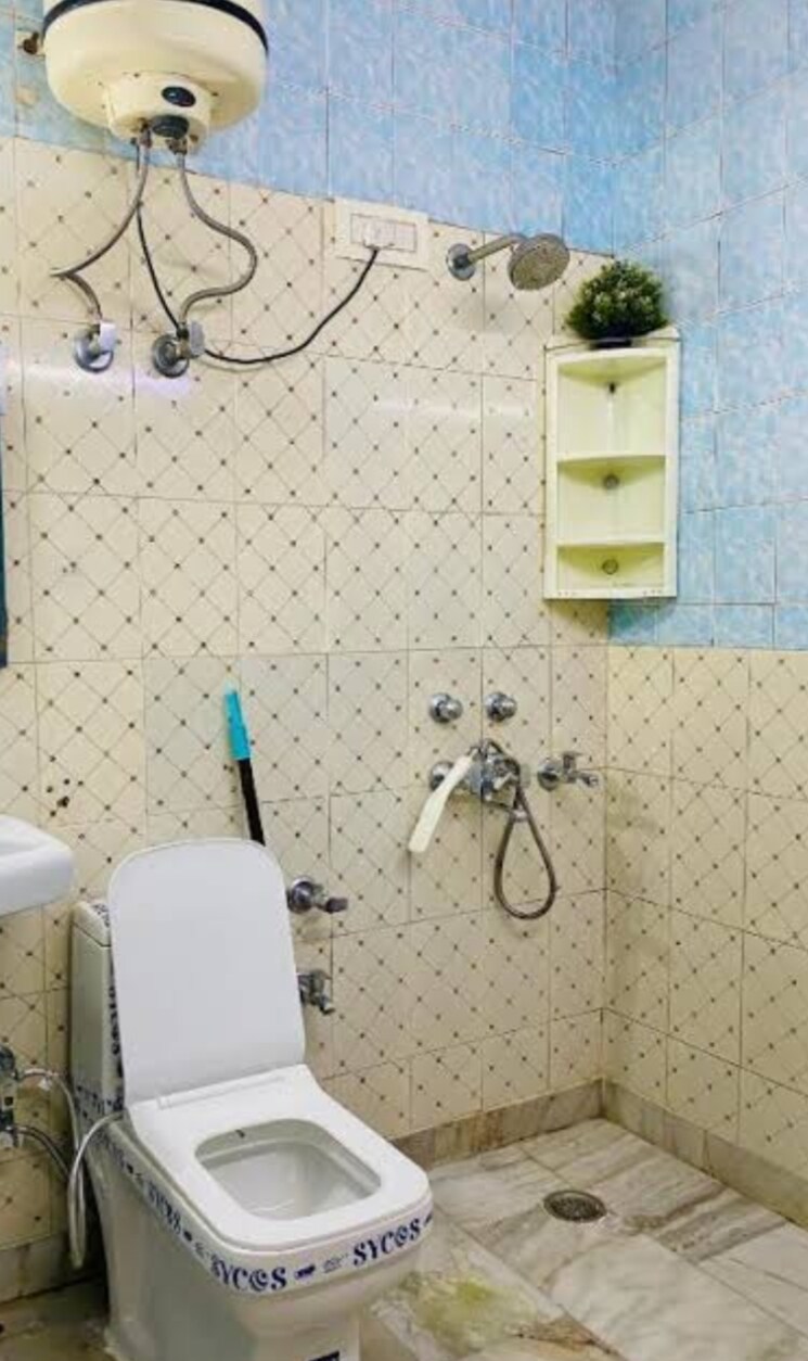 Bathroom, saket 2 Bedroom 750 Sq.Ft. Builder Floor In Saket Delhi 8799708