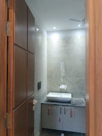 Bathroom in 4 BHK Builder Floor at Navjeevan Vihar – for Rent