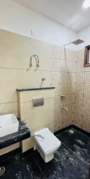Bathroom in 1 BHK Builder Floor at Saket – for Rent