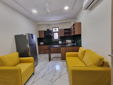 Master Bedroom in 1 BHK Builder Floor at Experion One 42, Sector 42 – for Rent