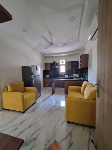 Master Bedroom in 1 BHK Builder Floor at Experion One 42, Sector 42 – for Rent