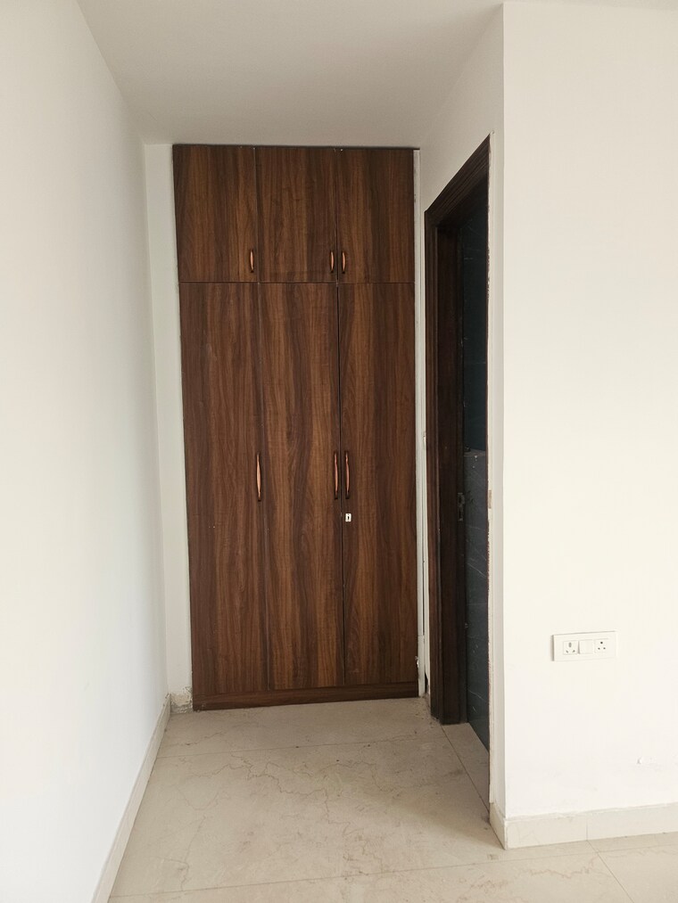 Room, sector 49 3 Bedroom 1890 Sq.Ft. Builder Floor In Sector 49 Faridabad 8799746