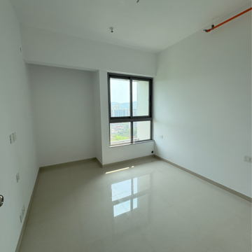 Room in 2 BHK Apartment at Kalpataru Immensa, Kolshet Industrial Area – for Rent