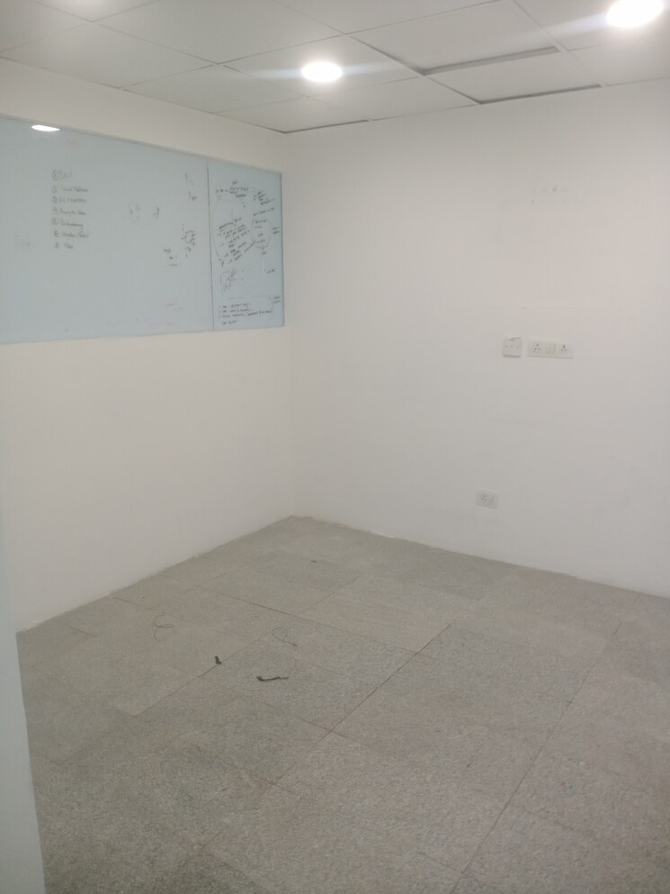 Floor Plan, okhla industrial estate phase 1 Commercial Office Space 3200 Sq.Ft. In Okhla Industrial Estate Phase 1 Delhi 8799786