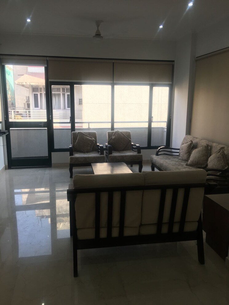 Living Room, veera-safdarjung-enclave 2.5 Bedroom 1250 Sq.Ft. Builder Floor In Safdarjung Enclave Delhi 8799787