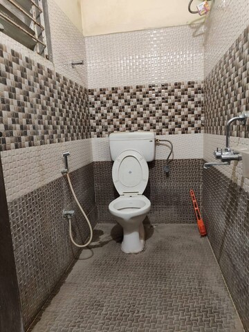 Master Bedroom in 1 BHK Builder Floor at Somajiguda – for Rent