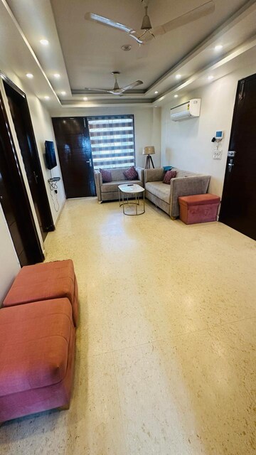 Living Room in 2.5 BHK Apartment at Vatika City, Sector 49 – for Rent