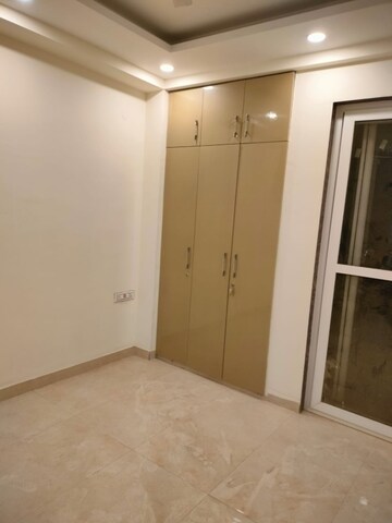 Room in 2 BHK Apartment at Bestech Park View Residency, Sector 3 – for Rent