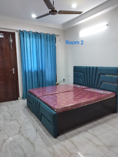 3 BHK + Servant Room Apartment For Rent in Ansal Celebrity Homes Sec