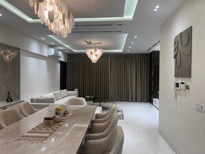 Master Bedroom in 5 BHK Villa at Tata Primanti Villas, Sector 72 – for Sale