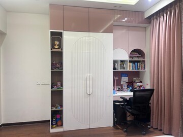 Bathroom in 5 BHK Villa at Tata Primanti Villas, Sector 72 – for Sale