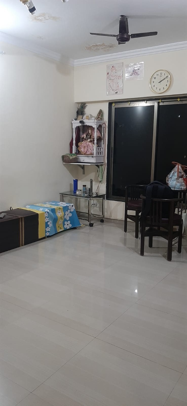 1 Rk+ Pooja Room Apartment For Rent in Prabhadevi CHS