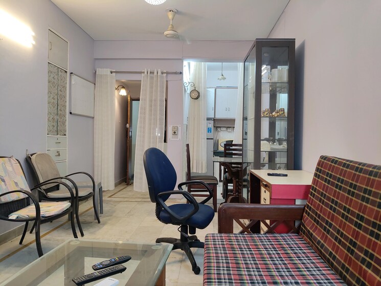 Gym, unitech-south-city-ii 2 Bedroom 1300 Sq.Ft. Builder Floor In Sector 50 Gurgaon 8799837