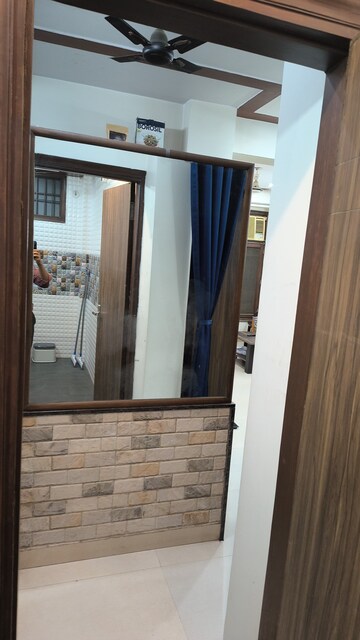 Building Lobby in 2 BHK Builder Floor at Unitech South City II, Sector 50 – for Rent