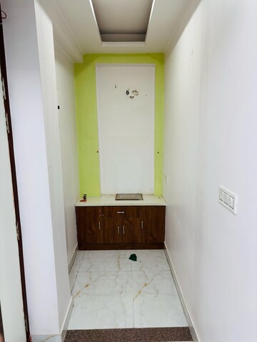  3 BHK Builder Floor at Nawada – for Rent
