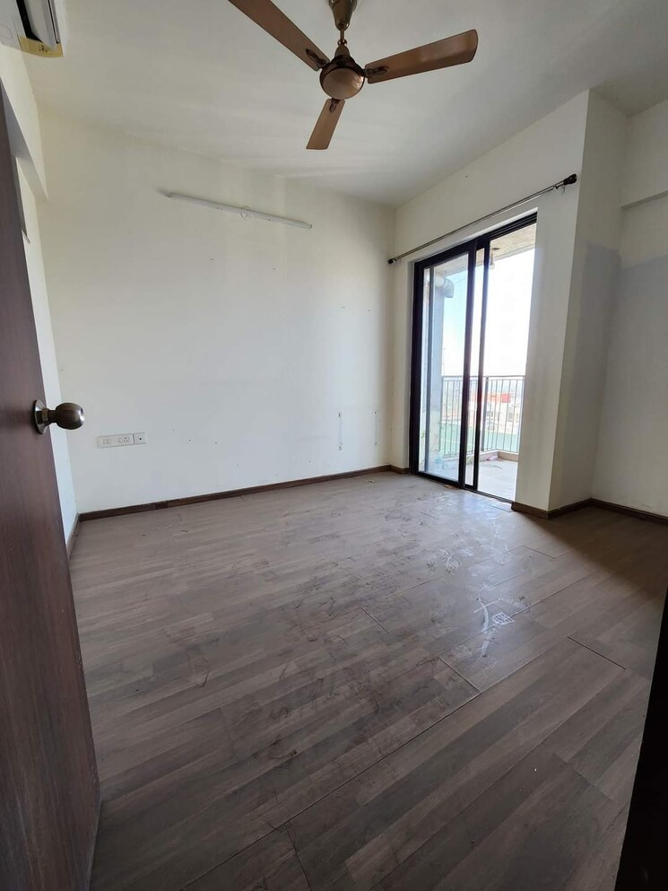 Bedroom, lodha-palava-city-lakeshore-greens 1 Bedroom 505 Sq.Ft. Apartment In Dombivli East Thane 8799853