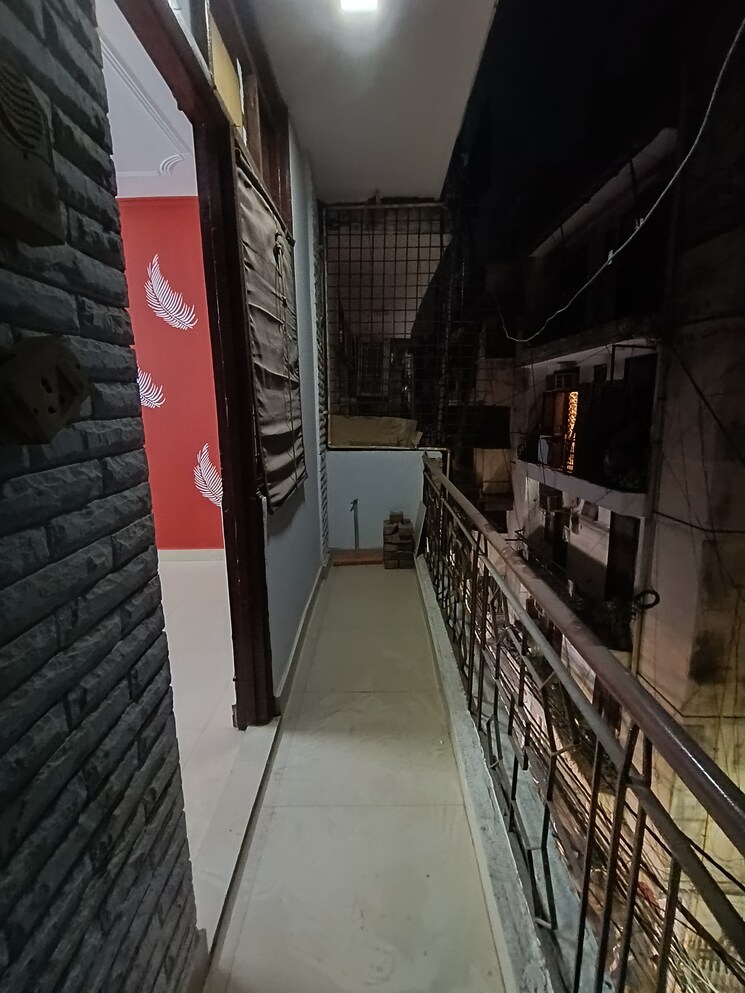 Balcony, malviya nagar 2 Bedroom 1000 Sq.Ft. Builder Floor In Malviya Nagar Delhi 8799870