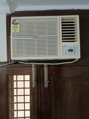 Room in 2 BHK Builder Floor at Malviya Nagar – for Rent