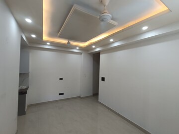 Room in 2 BHK Builder Floor at Malviya Nagar – for Rent