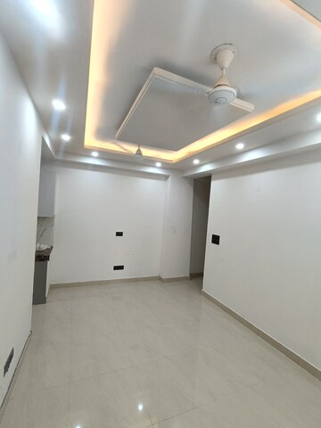 Room in 2 BHK Builder Floor at Malviya Nagar – for Rent