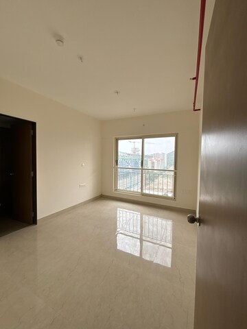 Room in 3 BHK Apartment at Supreme Estia Phase 1, Baner – for Rent