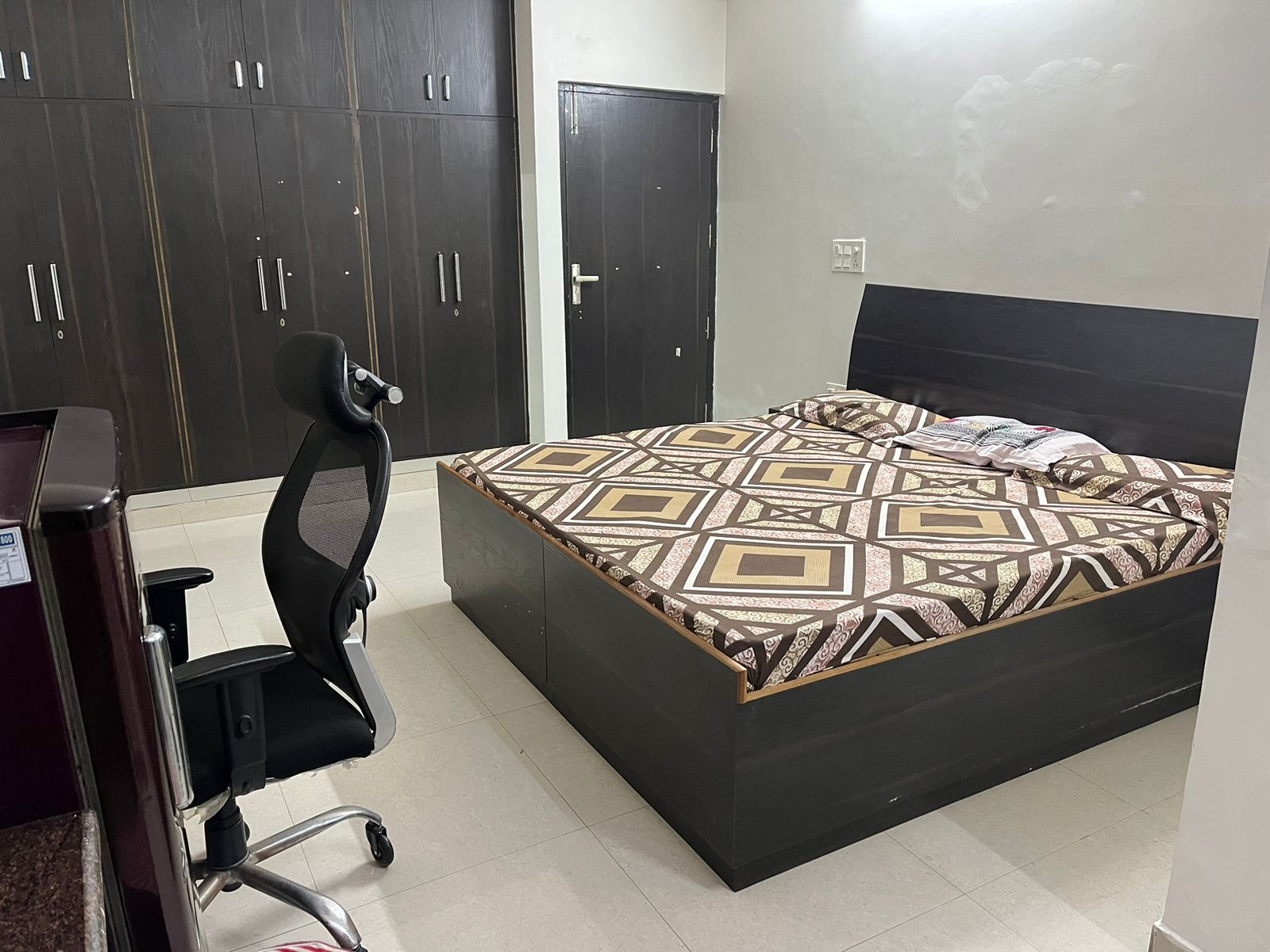 2 BHK Builder Floor For Rent in Kohli One Malibu Town