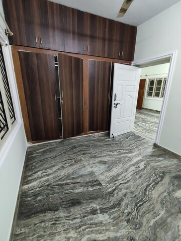 Furnished Amenities in 2 BHK Builder Floor at Btm Layout Stage 2 – for Rent