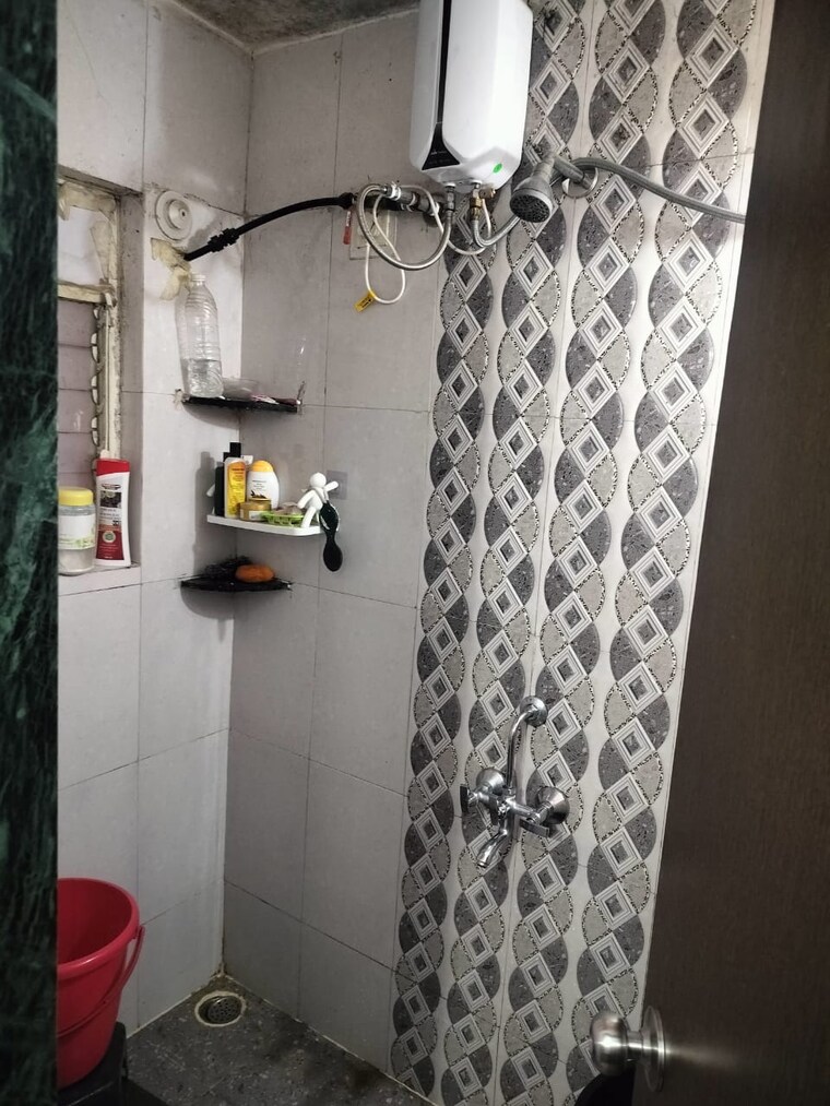 Bathroom, sneha-paradise 1 Bedroom 651 Sq.Ft. Apartment In Warje Pune 8799934
