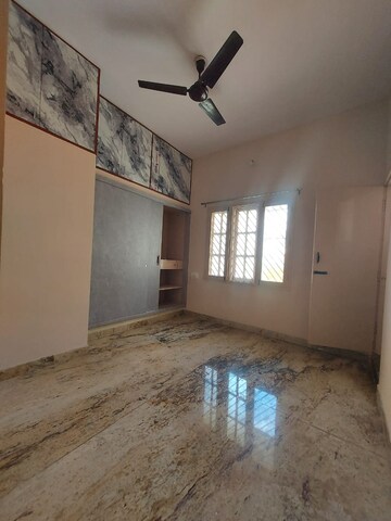 Room in 3 BHK Builder Floor at Btm Layout Stage 2 – for Rent