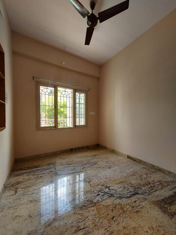 Room in 3 BHK Builder Floor at Btm Layout Stage 2 – for Rent