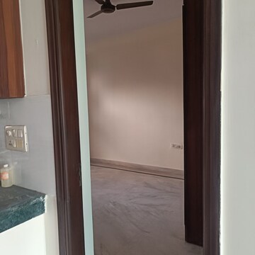 Room in 2 BHK Builder Floor at Huda Staff Colony, Sector 46 – for Rent