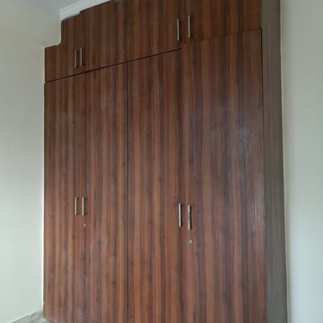 Furnished Amenities in 2 BHK Builder Floor at Huda Staff Colony, Sector 46 – for Rent