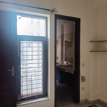 Room in 2 BHK Builder Floor at Huda Staff Colony, Sector 46 – for Rent