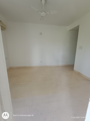 Room in 5 BHK Builder Floor at Lajpat Nagar Iii – for Sale