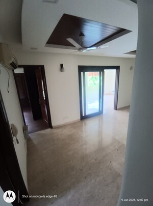 Furnished Amenities in 5 BHK Builder Floor at Lajpat Nagar Iii – for Sale