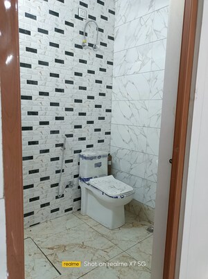 Attached Bathroom in 3 BHK Builder Floor at Sant Nagar – for Sale