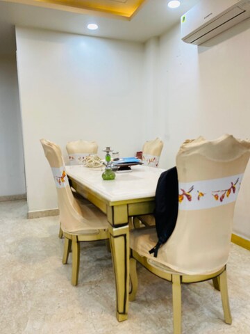Master Bedroom in 4 BHK Builder Floor at Uppal Southend, Sector 49 – for Rent