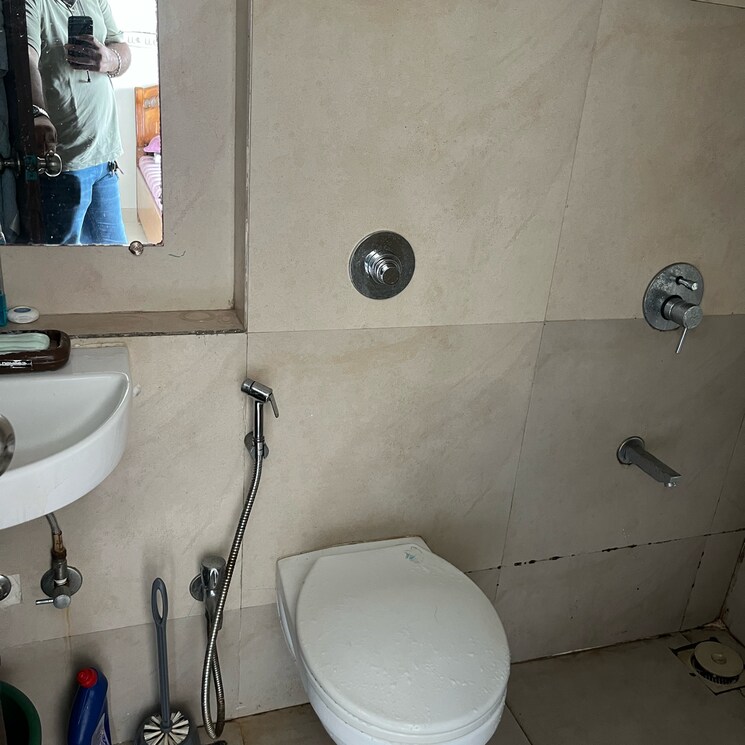 Bathroom, conwood-astoria 1 Bedroom 507 Sq.Ft. Apartment In Umershetpada Mumbai 8800030