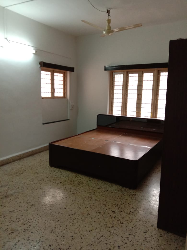 2 BHK Apartment For Rent in Pritdnya Hall Karve Nagar