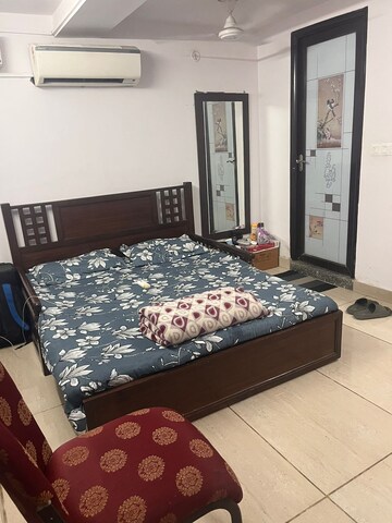 Bedroom in 6+ BHK Independent House at Dayanand Colony – for Sale