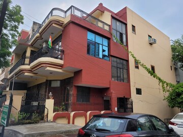 6+ BHK Villa – Exterior View View at Sector 36 - for Sale