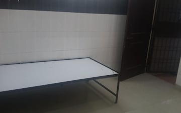 1 RK Independent House For Rent in RWA Apartments Sector 26, Sector 26