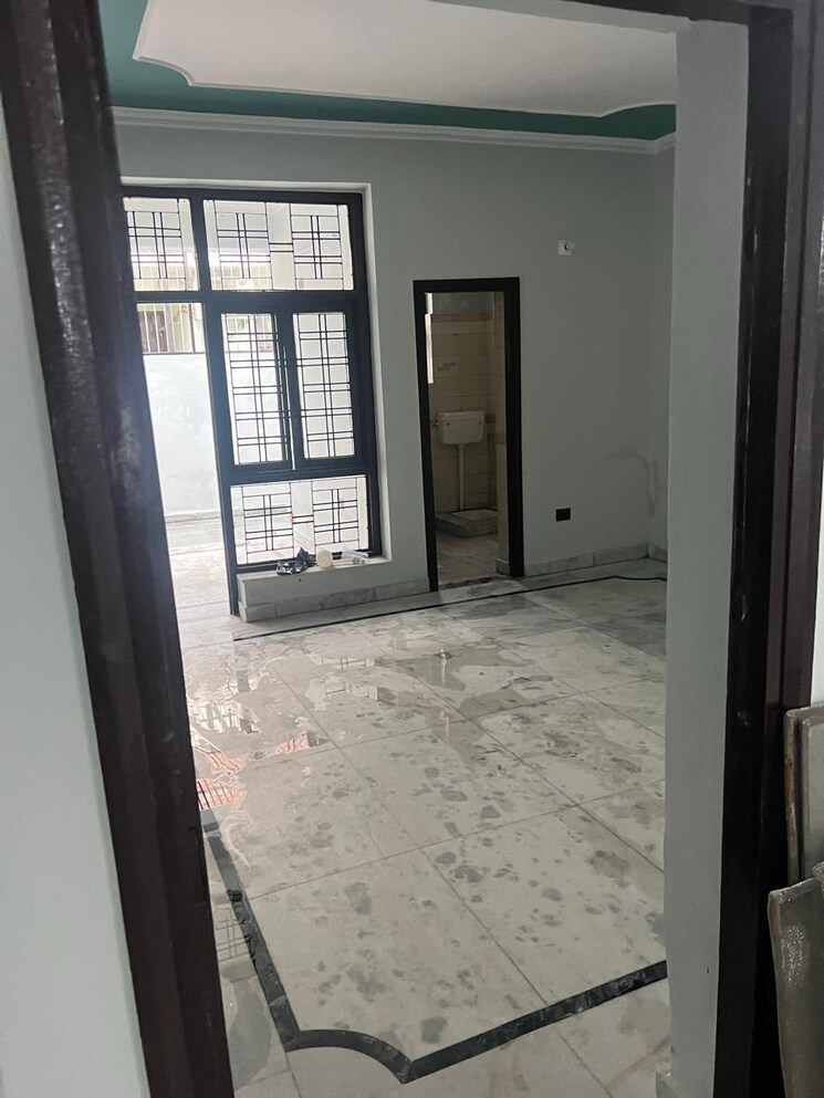 Room, xu 1 greater noida 4 Bedroom 200 Sq.Mt. Independent House In Xu 1 Greater Noida Greater Noida 8800068