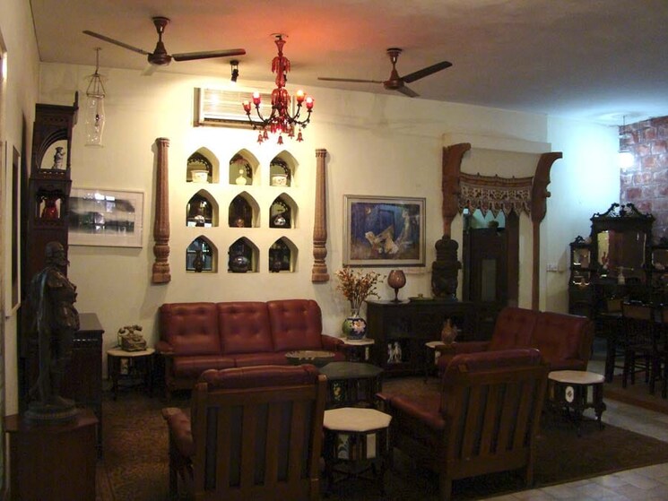 Living Room, sector 40 6+ Bedroom 450 Sq.Mt. Villa In Sector 40 Noida 8800067