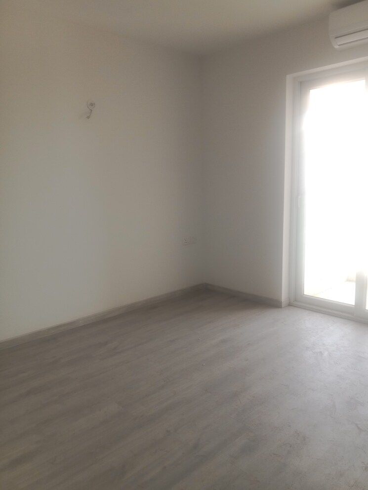 Room, shapoorji-pallonji-joyville-gurgaon 3 Bedroom 1852 Sq.Ft. Apartment In Sector 102 Gurgaon 8800078