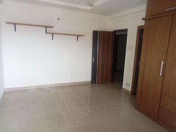 Room in 3 BHK Apartment at Chitrapuri Colony, Manikonda – for Sale